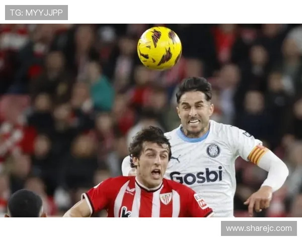 马丁·德米凯利斯当选西甲四月最佳教练